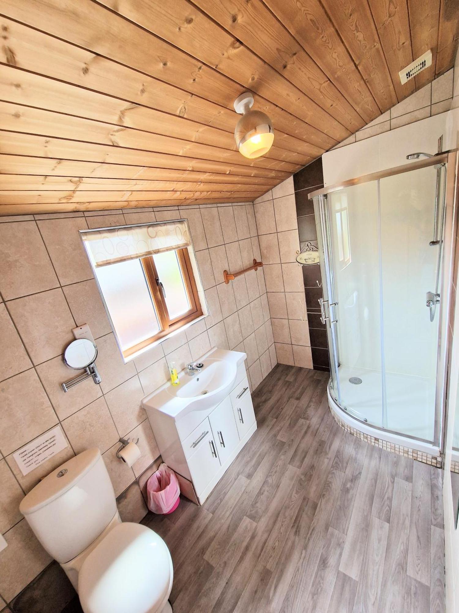 Lomond 4 With Private Hot Tub - Fife - Loch Leven - Lomond Hills Βίλα Kelty Εξωτερικό φωτογραφία